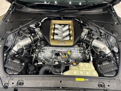 NISSAN GT-R - 8