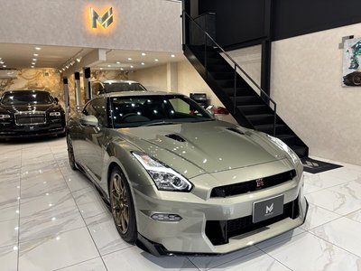 NISSAN GT-R