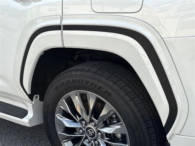 2024 Toyota LAND CRUISER 300 照片 4