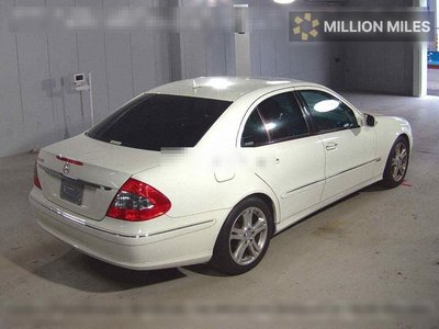 MERCEDES-BENZ E-CLASS - 5