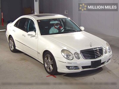 MERCEDES-BENZ E-CLASS - 1