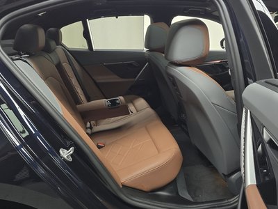 صورة مصغرة 17 لـ 2026 BMW 5 SERIES