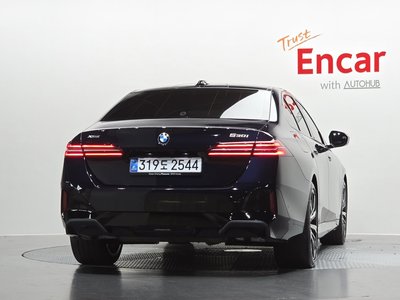 صورة 4 لـ 2026 BMW 5 SERIES