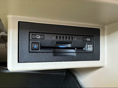 TOYOTA LAND CRUISER PRADO - 7