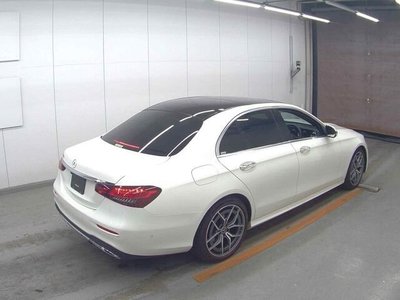 2021 Mercedes-BENZ E-CLASS photo 5
