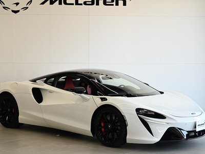 MCLAREN ARTURA - 2