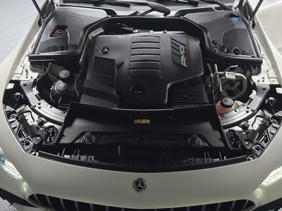 MERCEDES-BENZ GT AMG - 7