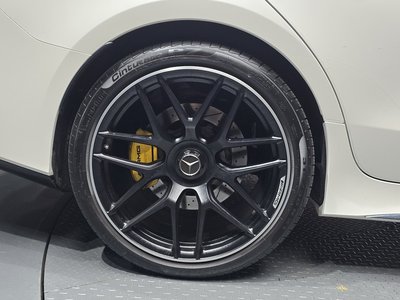 MERCEDES-BENZ GT AMG - 6
