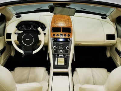 ASTON MARTIN DB9 VOLANTE - 4