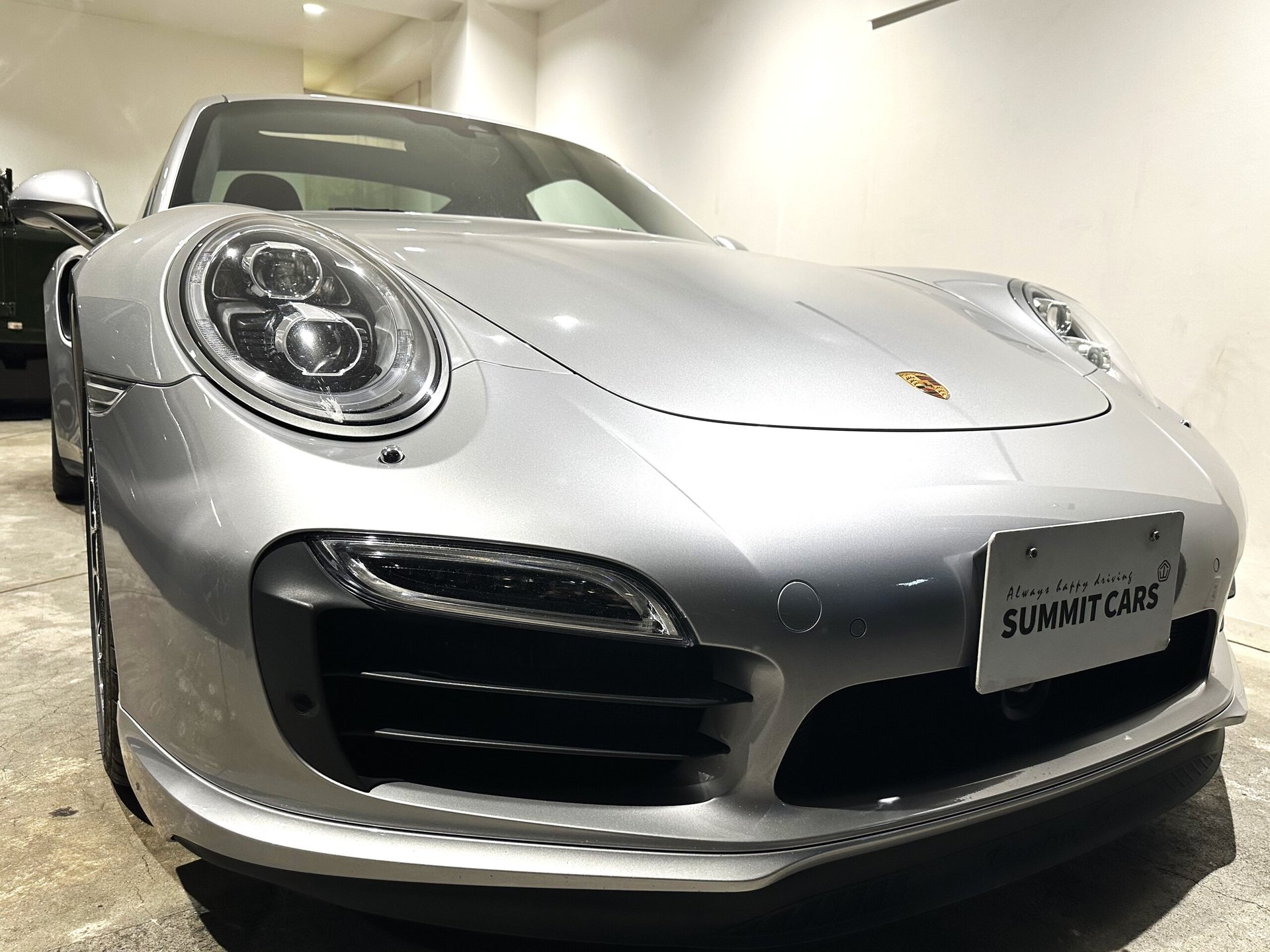 PORSCHE 911 - View 1