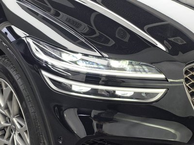 2022 Genesis GV70 photo 9