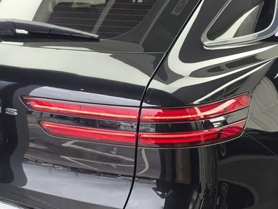 2022 Genesis GV70 photo 10