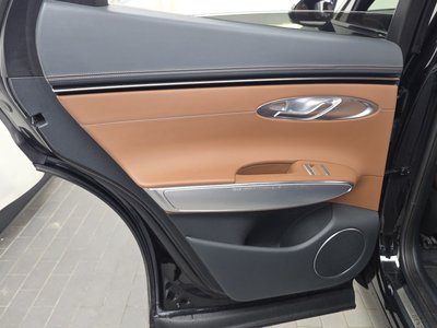 صورة مصغرة 15 لـ 2022 Genesis GV70