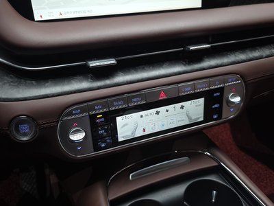 صورة مصغرة 17 لـ 2024 Genesis G90 (RS4)