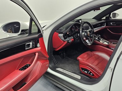 PORSCHE PANAMERA - 10