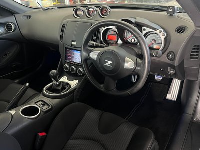 NISSAN FAIRLADY Z - 2