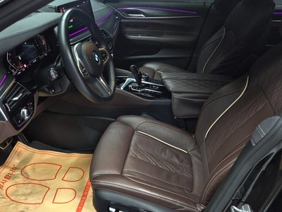 BMW 6 SERIES GT - 10