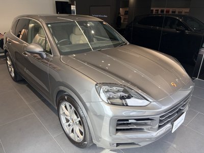 PORSCHE CAYENNE - 4