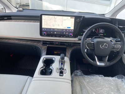 2025 Lexus LM 照片 10