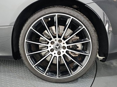 MERCEDES-BENZ E-CLASS - 8