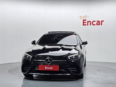 MERCEDES-BENZ E-CLASS - 2