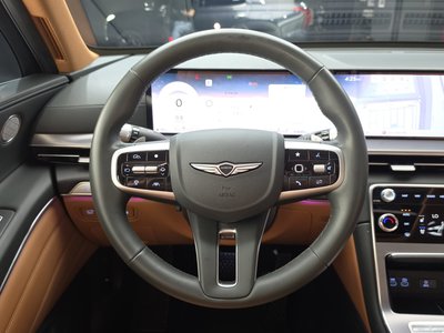 2024 Genesis GV80 thumbnail 13