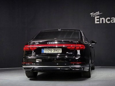 AUDI A8 - 3