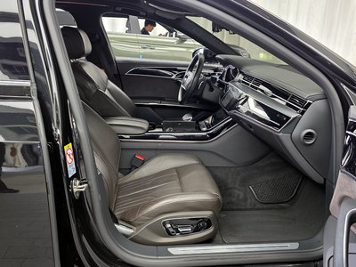 2021 AUDI A8 — миниатюра 17