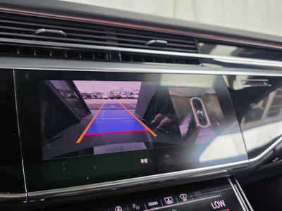 2021 AUDI A8 — миниатюра 21