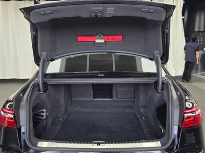 2021 AUDI A8 — миниатюра 26