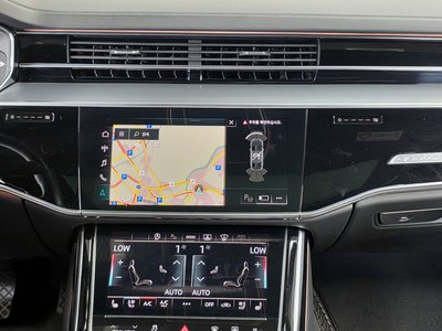 2021 AUDI A8 — миниатюра 20