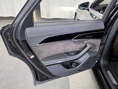2021 AUDI A8 — миниатюра 15