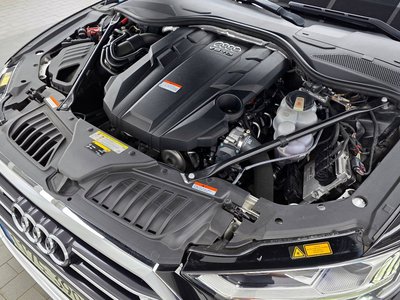 AUDI A8 - 7
