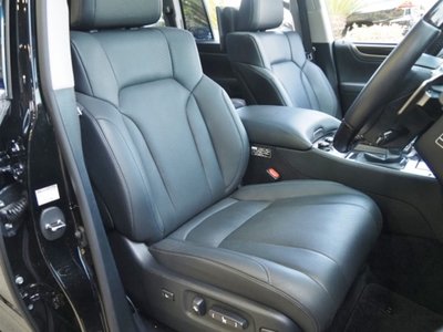 صورة مصغرة 25 لـ 2018 Lexus LX