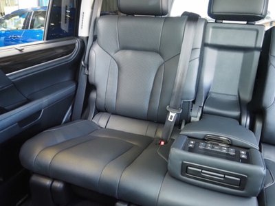 صورة مصغرة 68 لـ 2018 Lexus LX