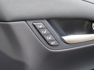 صورة مصغرة 64 لـ 2018 Lexus LX