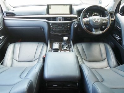 صورة مصغرة 24 لـ 2018 Lexus LX