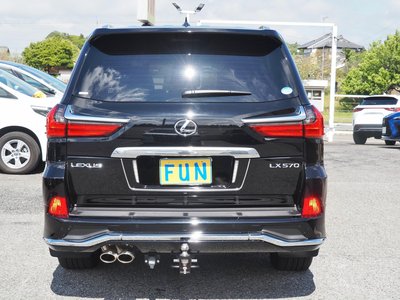 LEXUS LX - 7