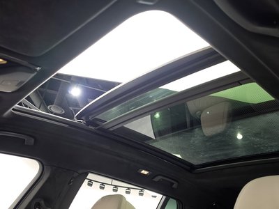 2025 BMW X7 thumbnail 23