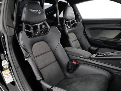 PORSCHE 911 - 8