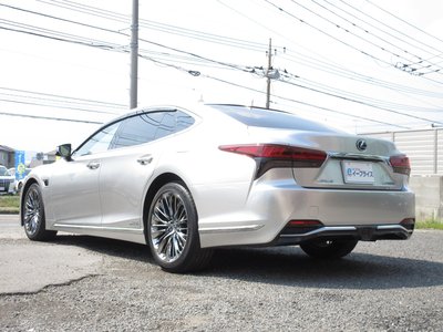 صورة مصغرة 21 لـ 2021 Lexus LS