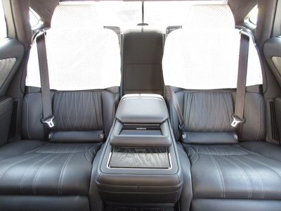 صورة 10 لـ 2021 Lexus LS