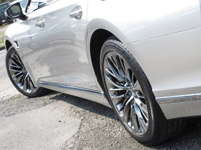 صورة مصغرة 33 لـ 2021 Lexus LS