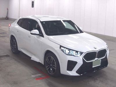 صورة 1 لـ 2026 BMW X2