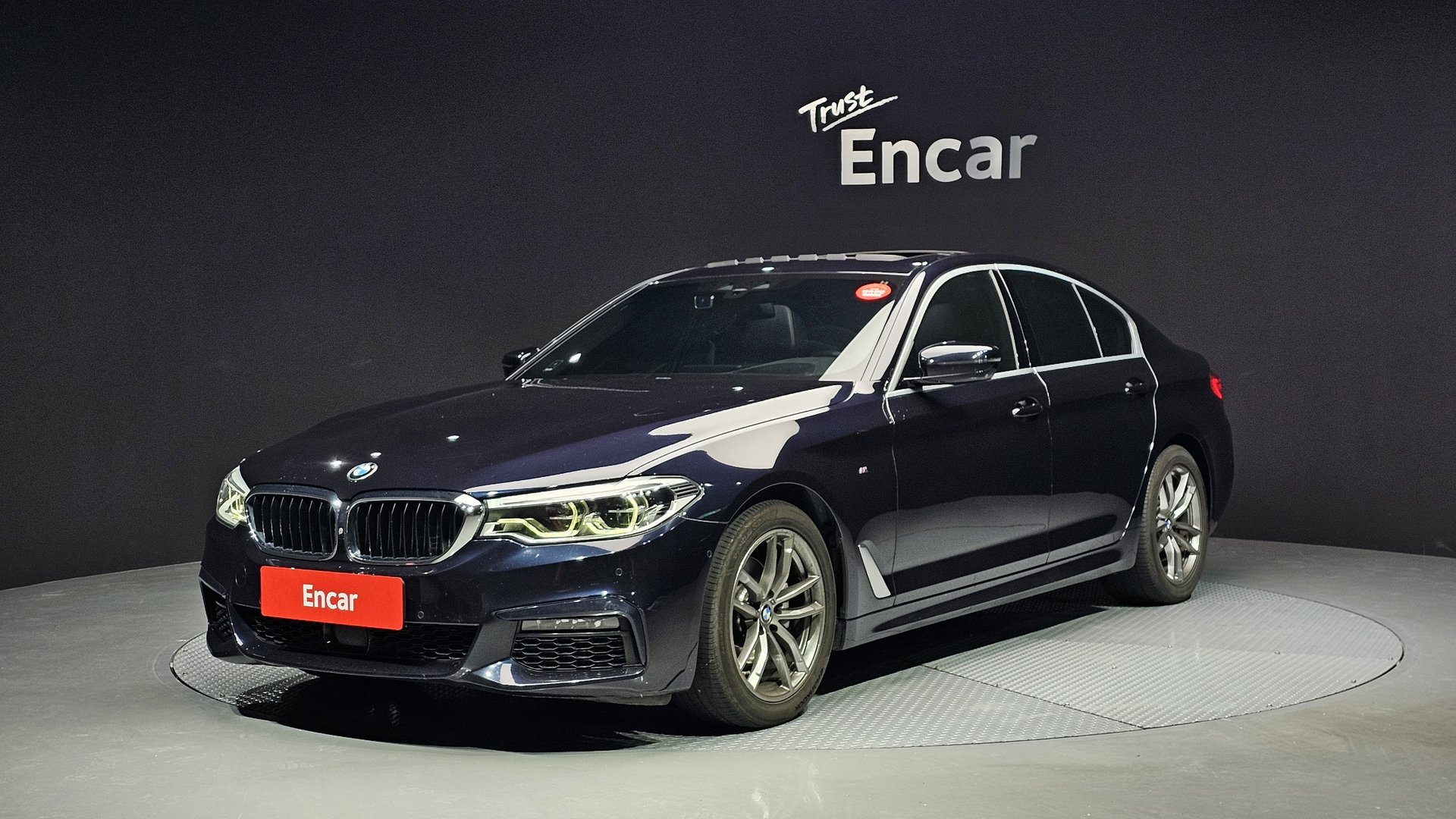 BMW 5 SERIES - View 1