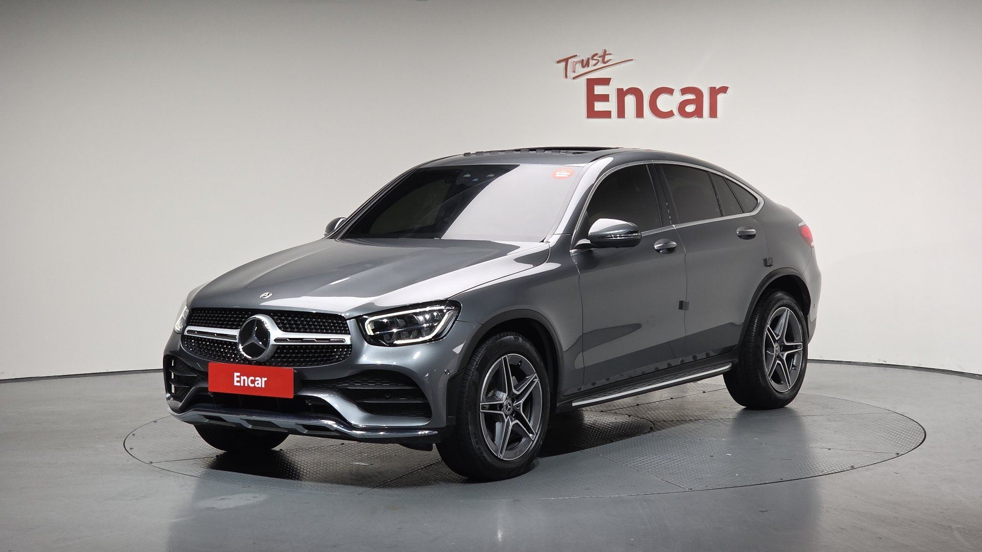 MERCEDES-BENZ GLC - View 1