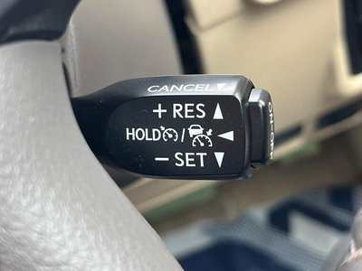 TOYOTA LAND CRUISER PRADO - 8