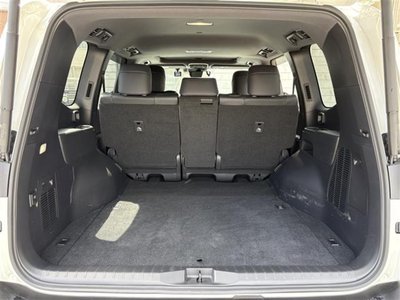 صورة مصغرة 15 لـ 2024 Toyota LAND CRUISER 300