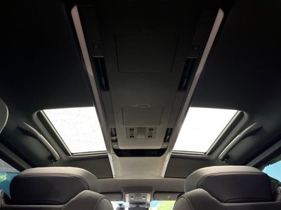 TOYOTA ALPHARD - 3