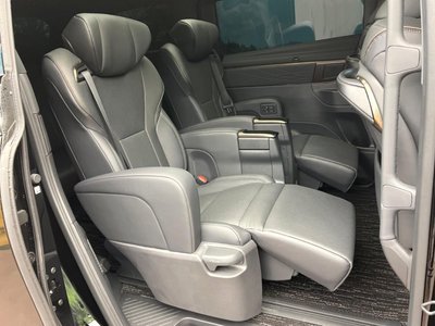 TOYOTA ALPHARD - 9